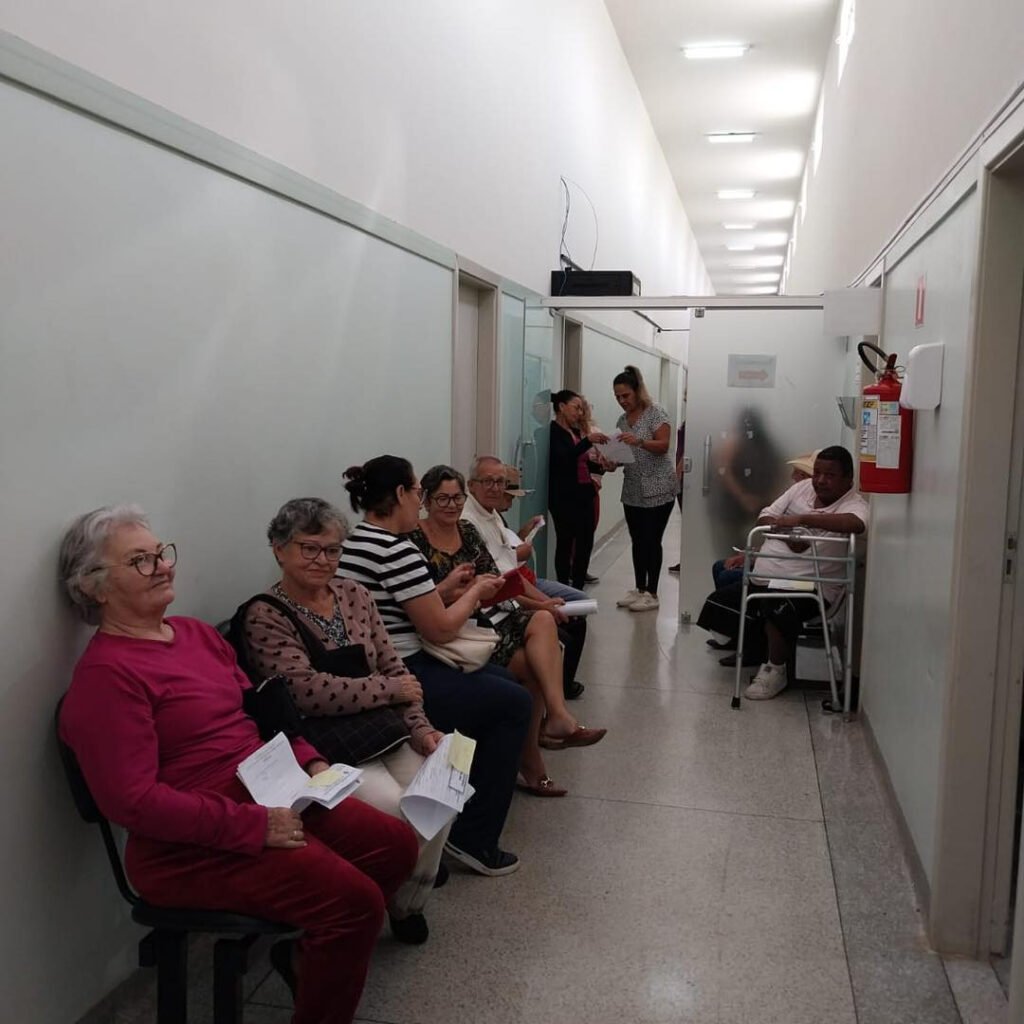 Pardinho realiza mutirão e faz 400 atendimentos oftalmológicos para reduzir fila de espera